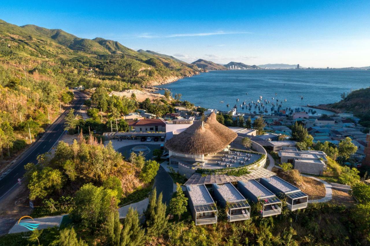 Casa Marina Resort Куинён Экстерьер фото